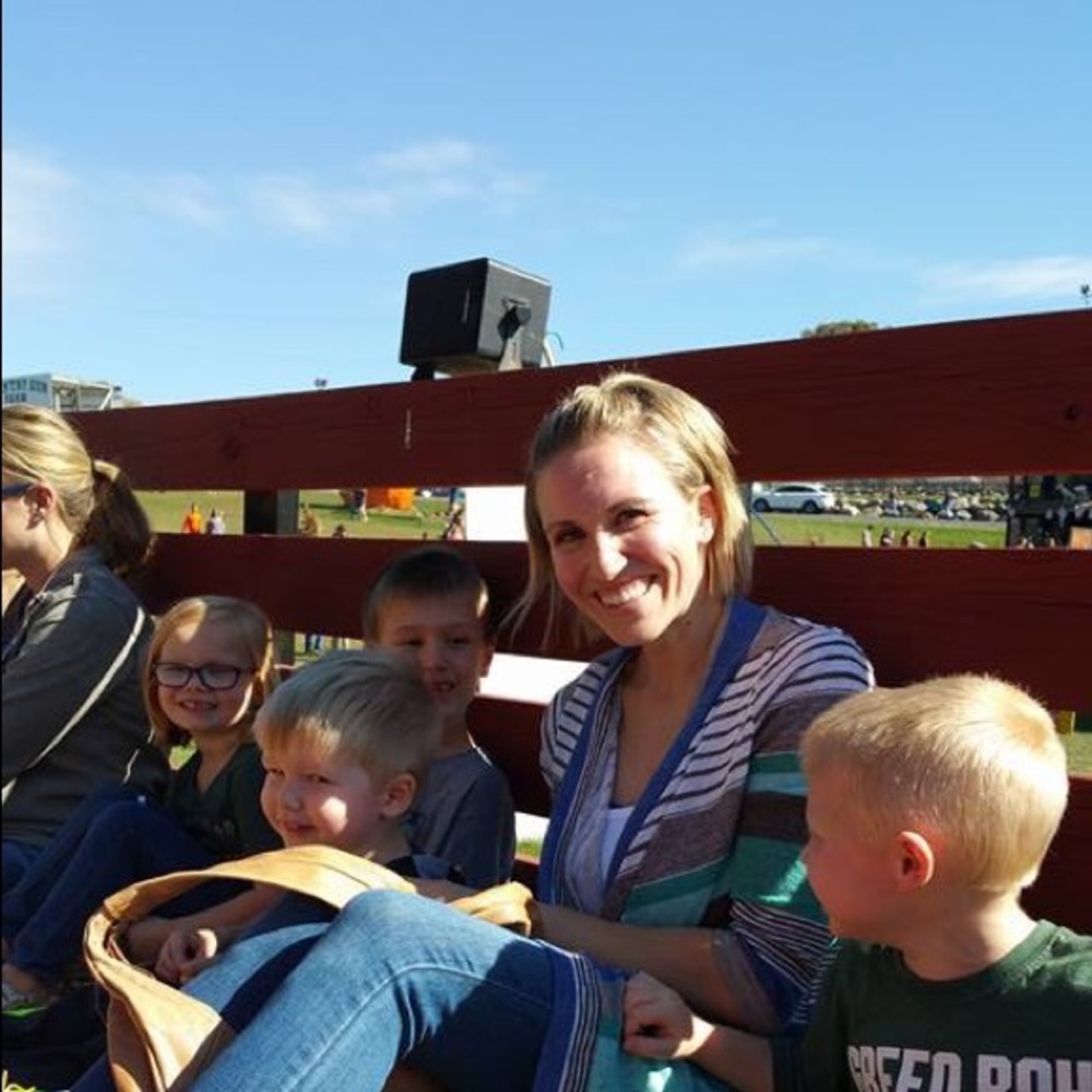 Meet your Posher, Drew